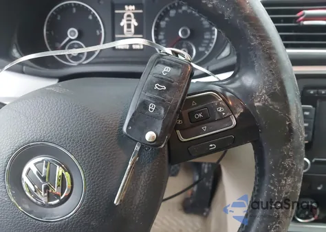 2013 Volkswagen Passat 2.0L Tdi Se из США, поврежденный, VIN 1VWBN7A31DC142967